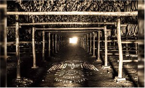 Zigarrenzubehör Merchandise  Alec Bradley Keilrahmen Road Tour 2017 Motiv Curning barn