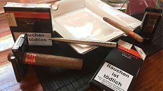 Gewinnen Sie einen Parker Kugelschreibern mit Partagas-Logo.